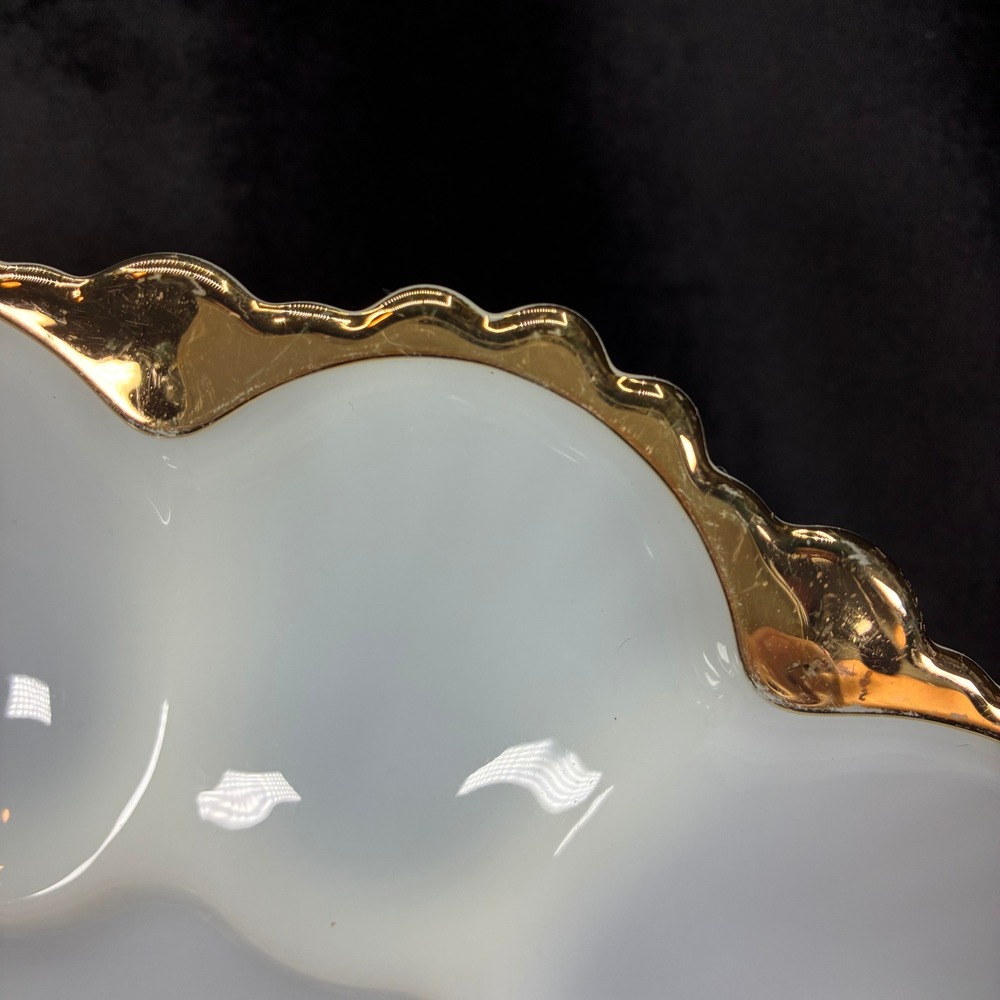 Vintage Milk Glass Deviled Egg Plate Gold Trim Scalloped Edge Serving Platter - Picture 3 of 4